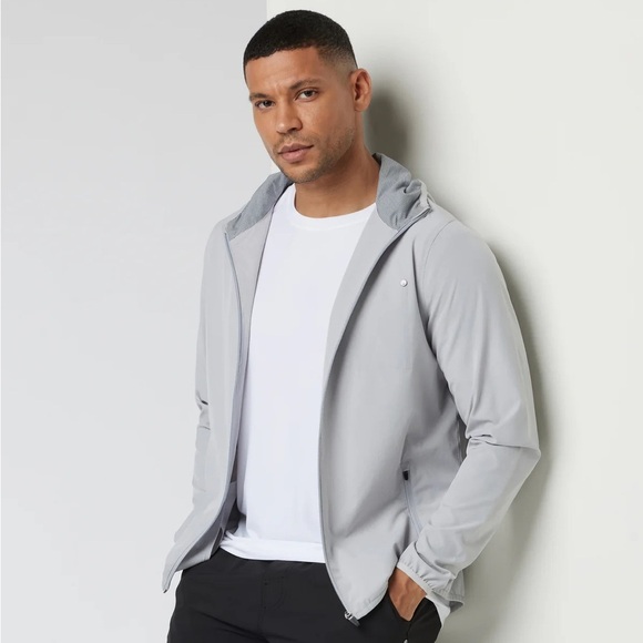 Vuori Other - Vuori Outdoor Trainer Shell in Light Grey Medium